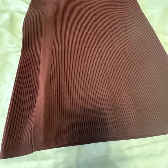 NWT VINCE Stretch Ponte Viscose Blend Pencil. Skirt Size M - Picture 8 of 8